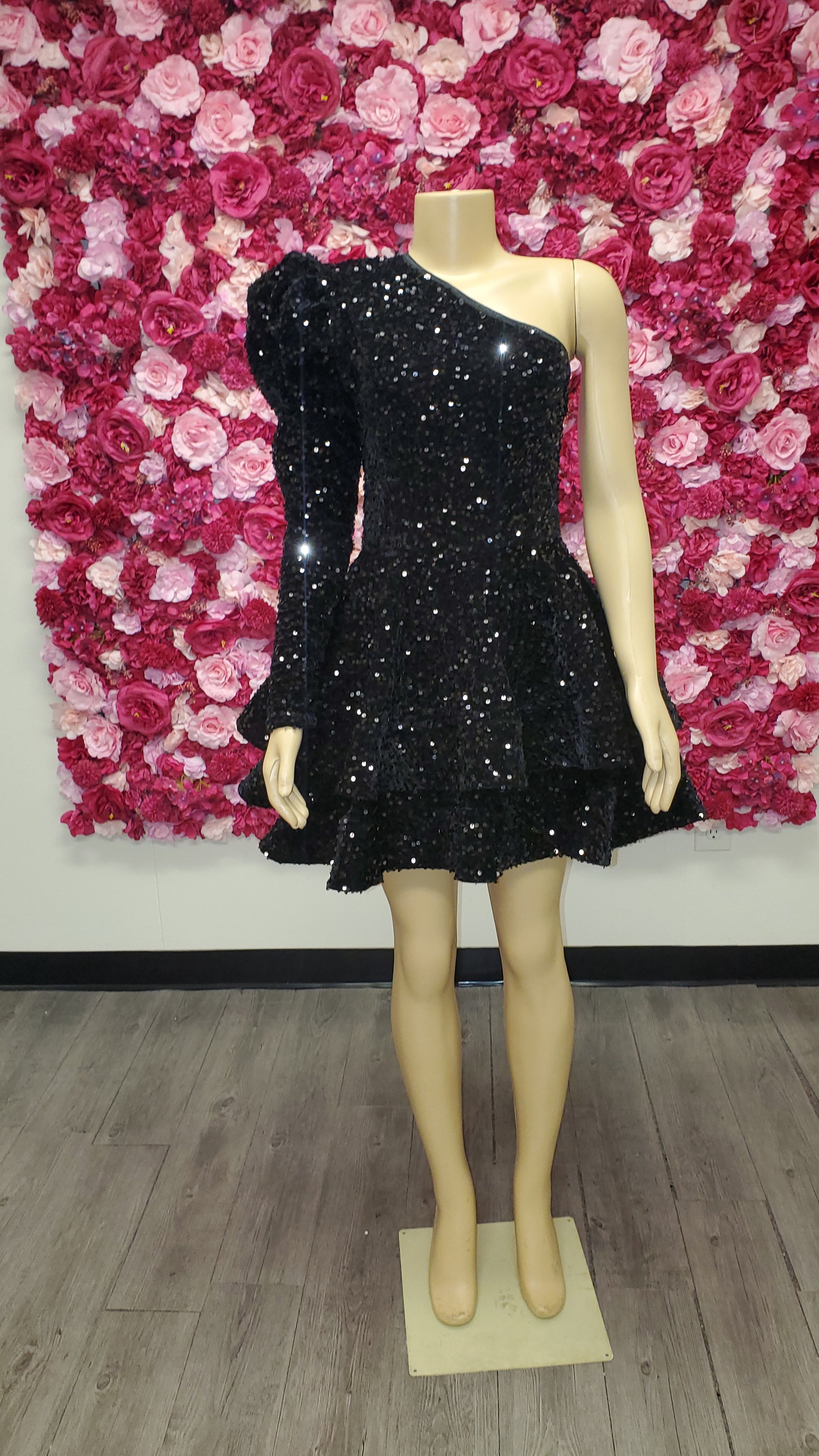 Black sequin mini dress Near USA